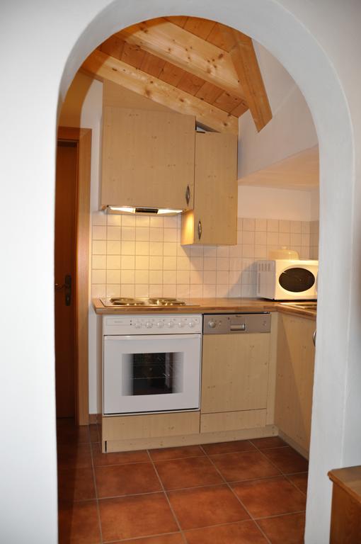 Active Apart Central Ried im Oberinntal Esterno foto